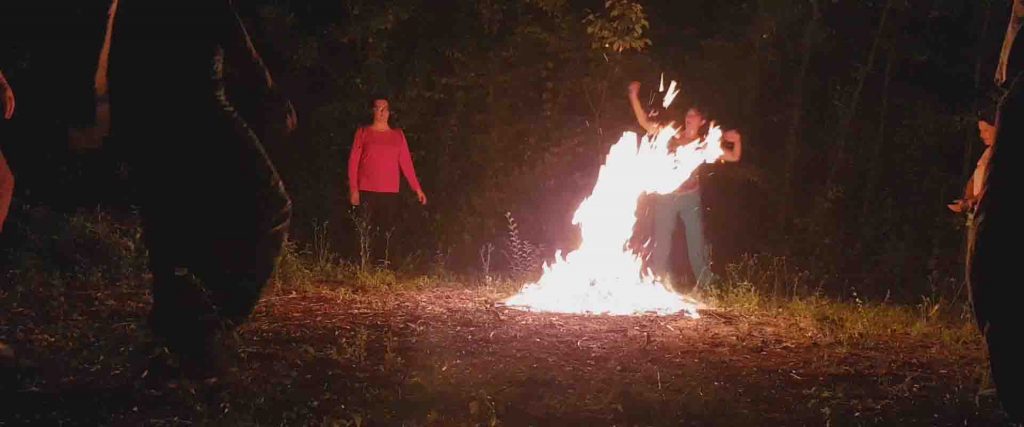 Rito del fuoco centro di meditazione Zorba il Buddha